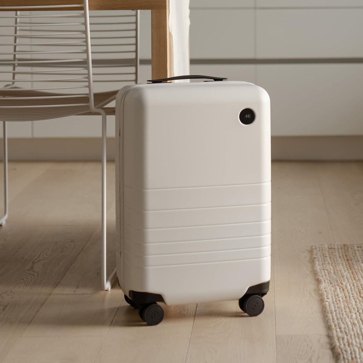 21 Inch Hardside Spinner Suitcase Z985